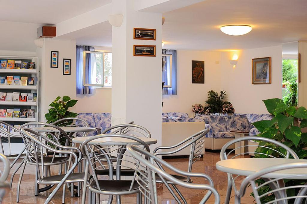 Hotel Samoa Римини Экстерьер фото