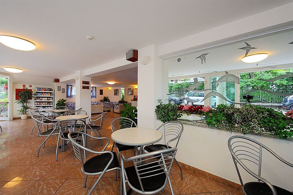 Hotel Samoa Римини Экстерьер фото