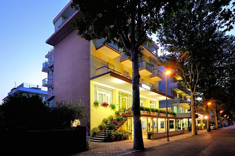 Hotel Samoa Римини Экстерьер фото